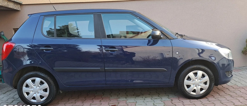 Skoda Fabia cena 15990 przebieg: 215799, rok produkcji 2011 z Chodzież małe 211